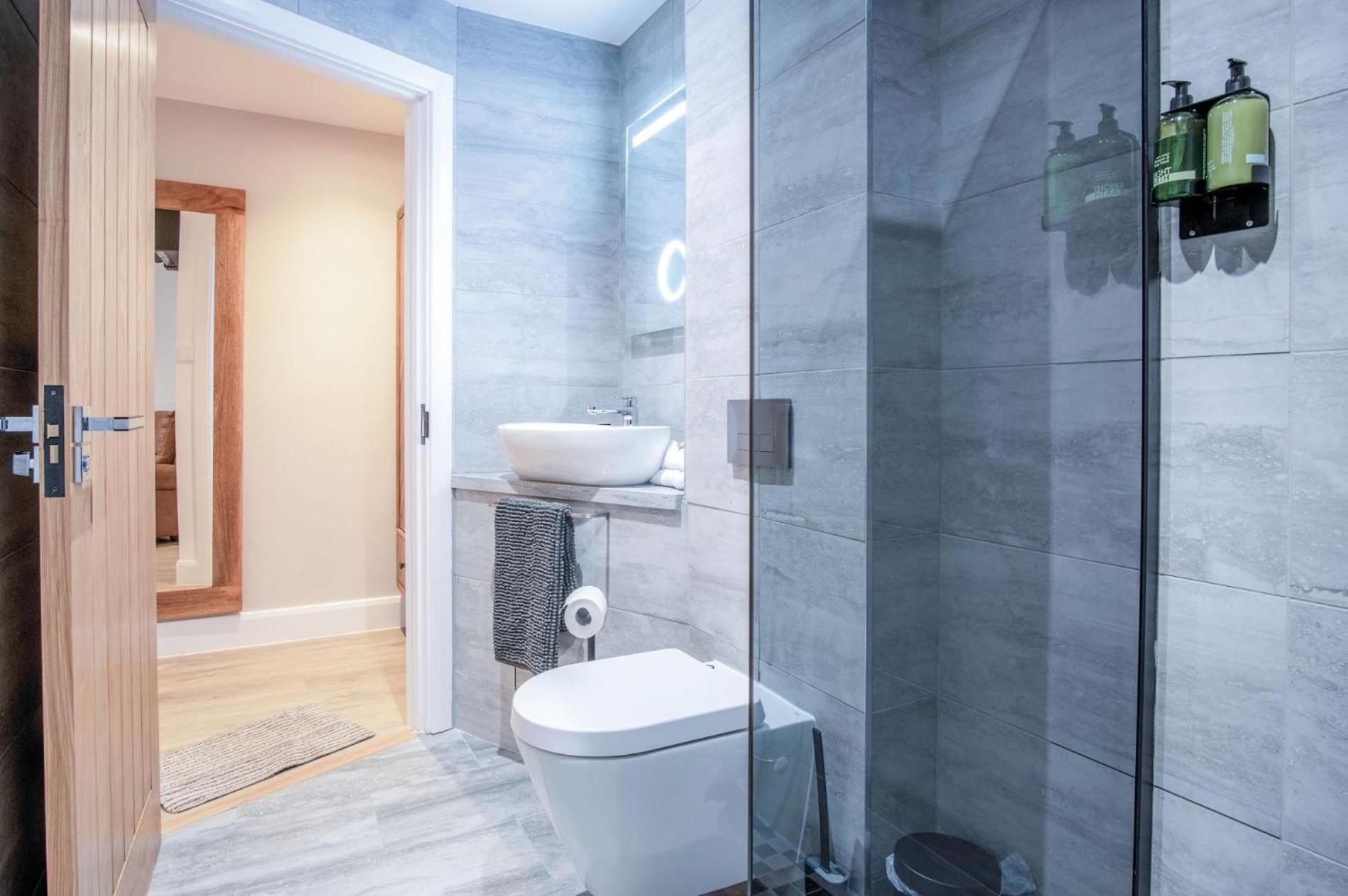 Apartment 1 - Sleeping Giant - Pen Y Cae
